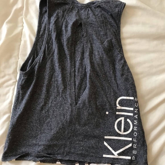 Calvin Klein active top - Picture 2 of 5
